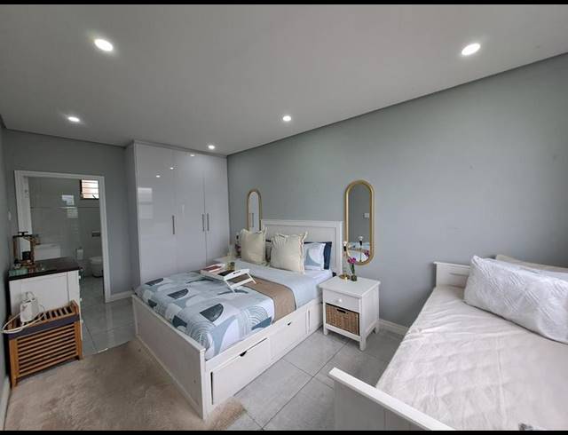 1 BEDROOM PROPERTY TO RENT IN LA MERCY